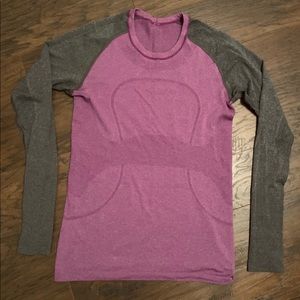 Lululemon swiftly tech long sleeve.
